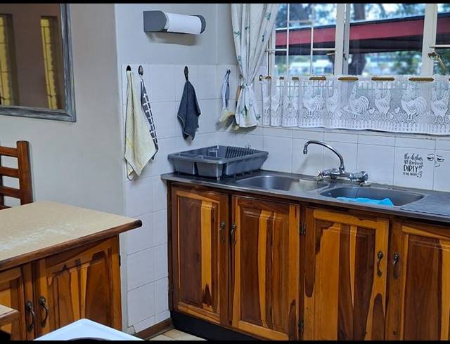 3 BEDROOM HOUSE FOR SALE IN SUIDERBERG